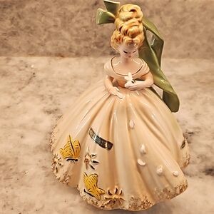 Josef butterfly girl